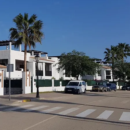 A Golf & Chez Pascale Et Alain Διαμέρισμα *